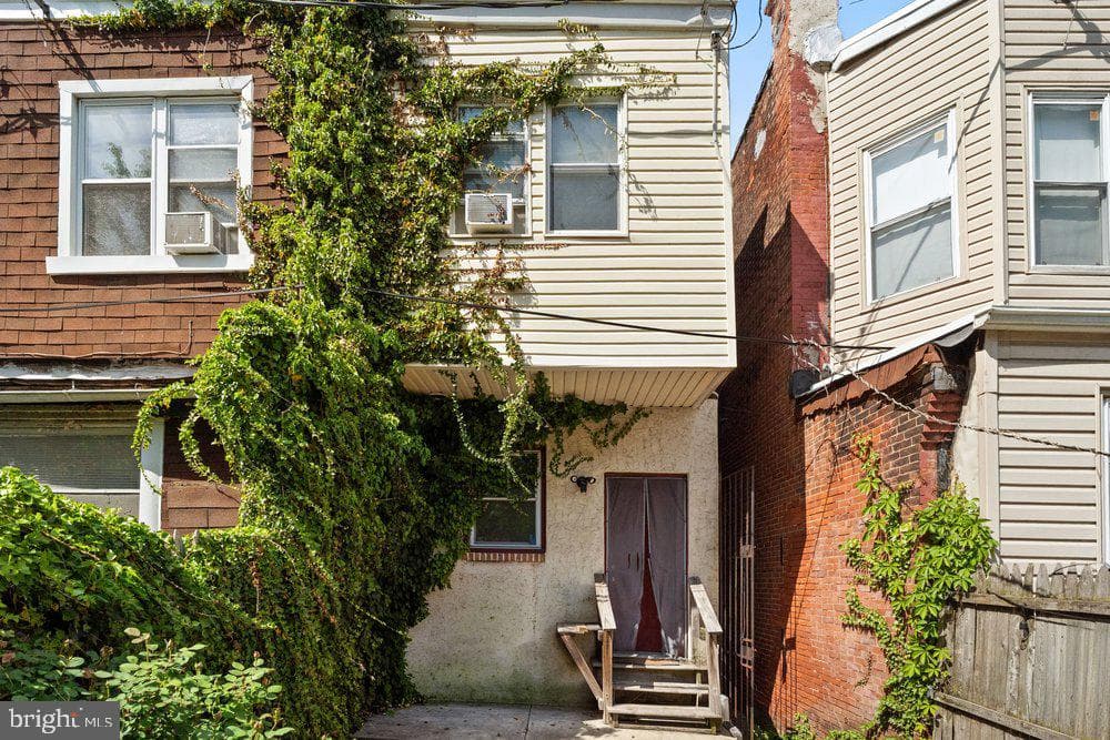 4930 Walton Avenue photo 27