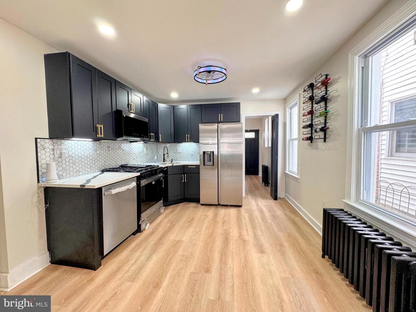 348 N Gross Street photo 17