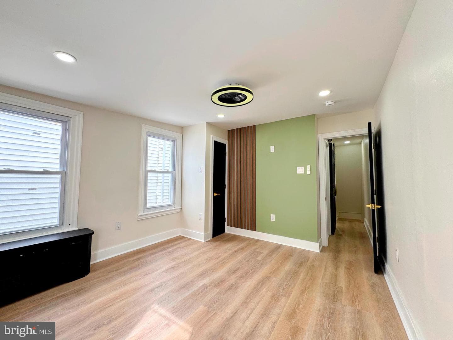 348 N Gross Street photo 33