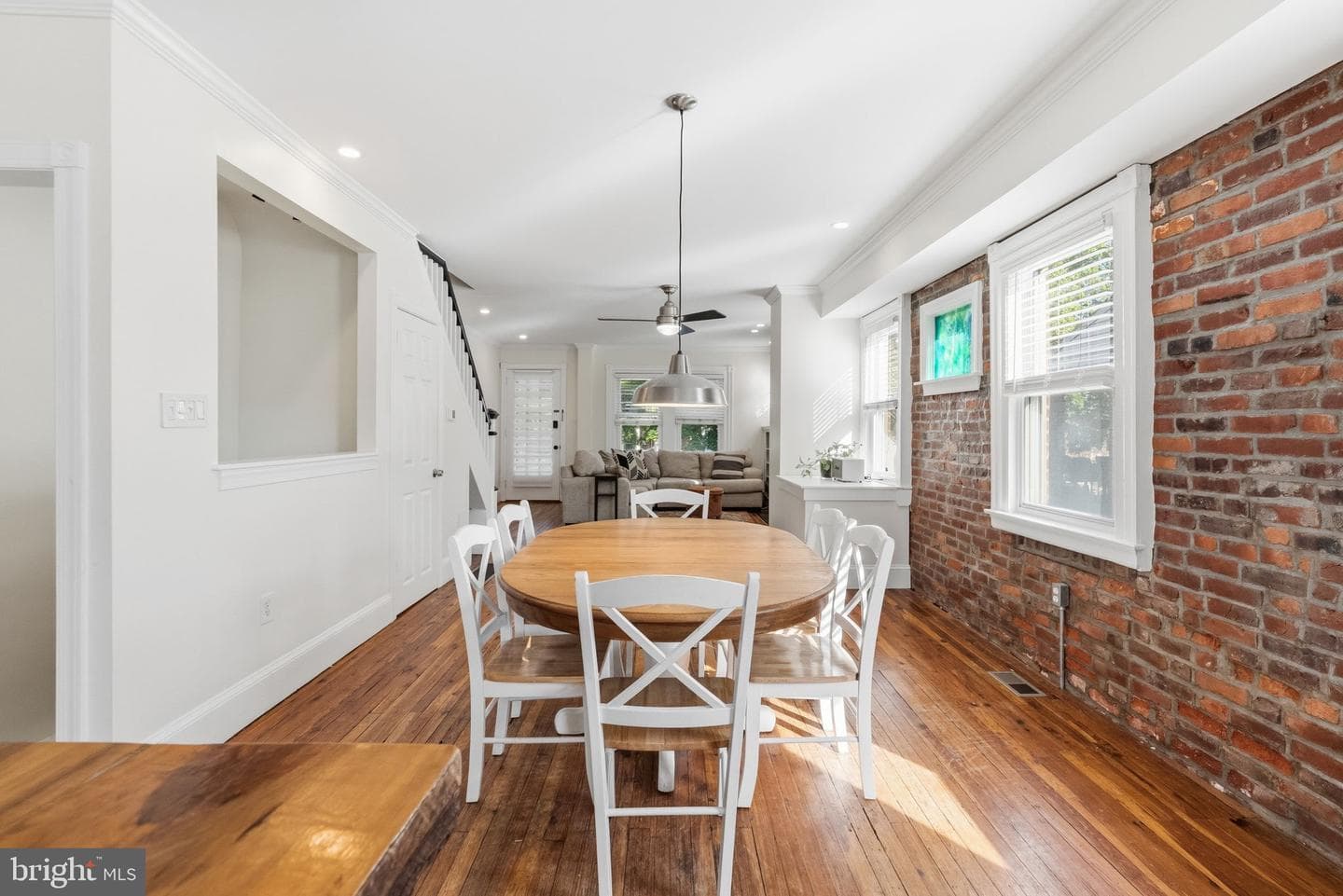 8128 Hennig Street photo 13