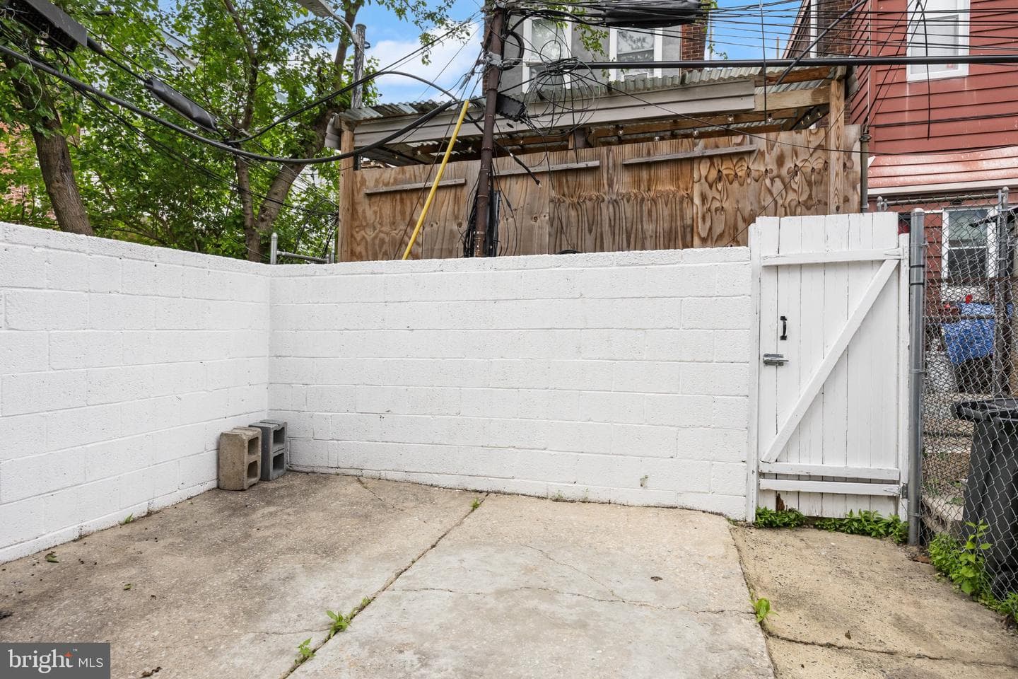1241 W Silver Street photo 26