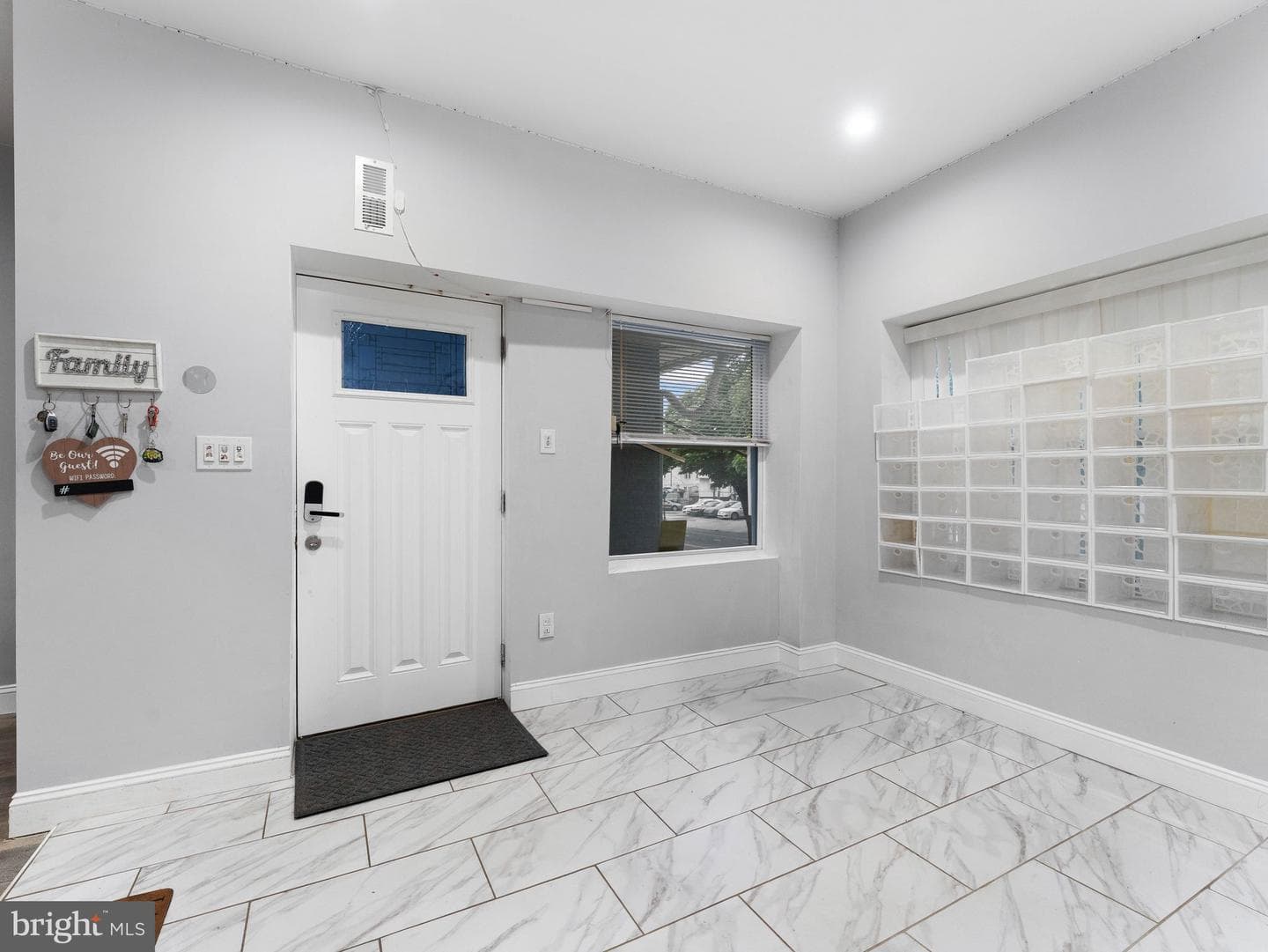 1711 Belfield Ave photo 5