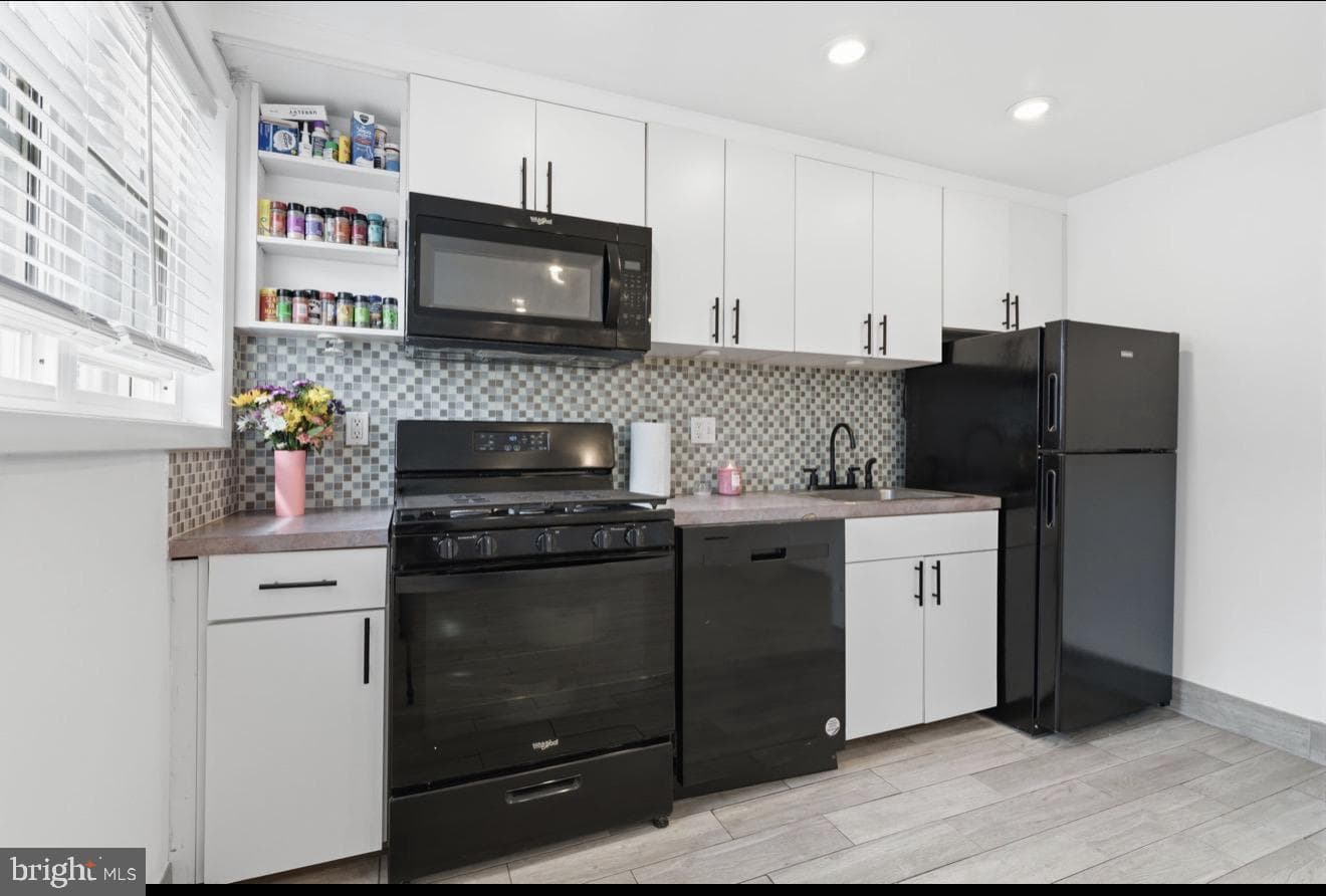 4421 E Allen Street photo 9
