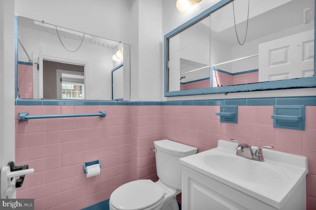 8104 Lexington Avenue photo 25