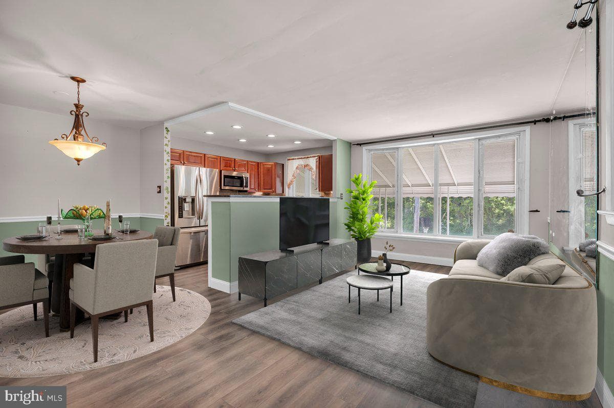 8104 Lexington Avenue photo 8