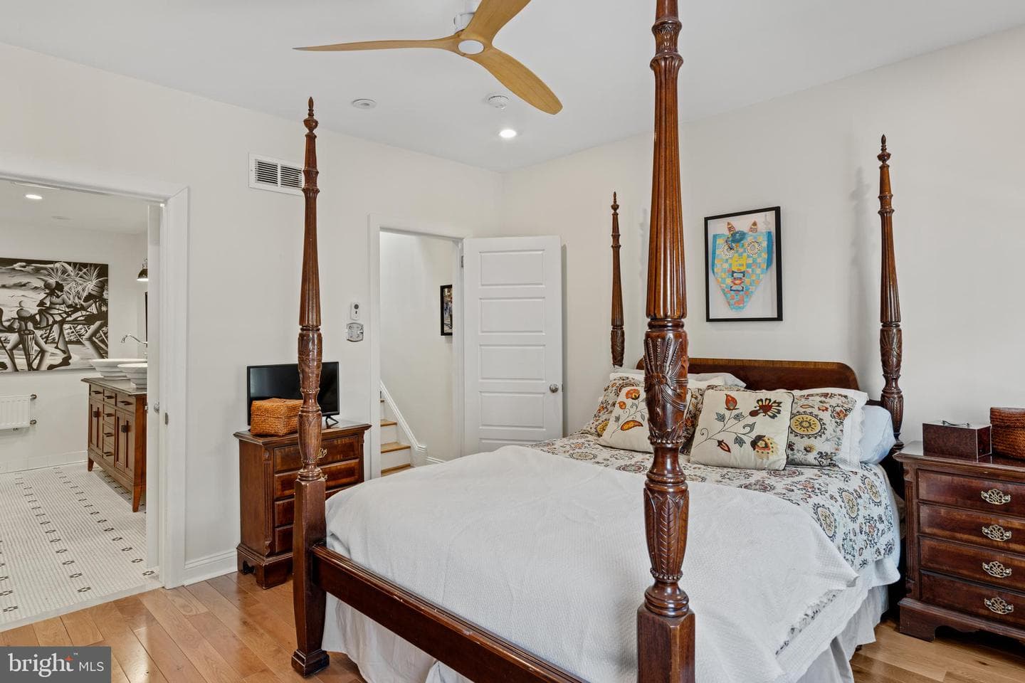 2226 Locust Street photo 9