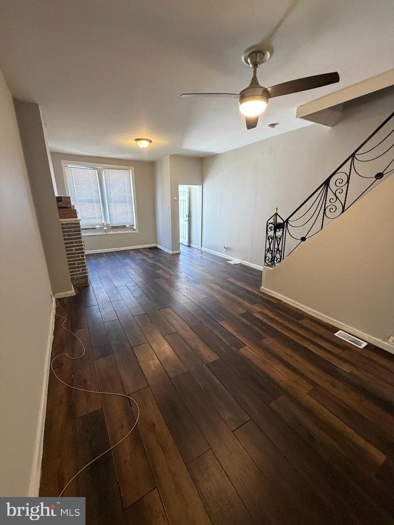 2118 E Birch Street photo 6