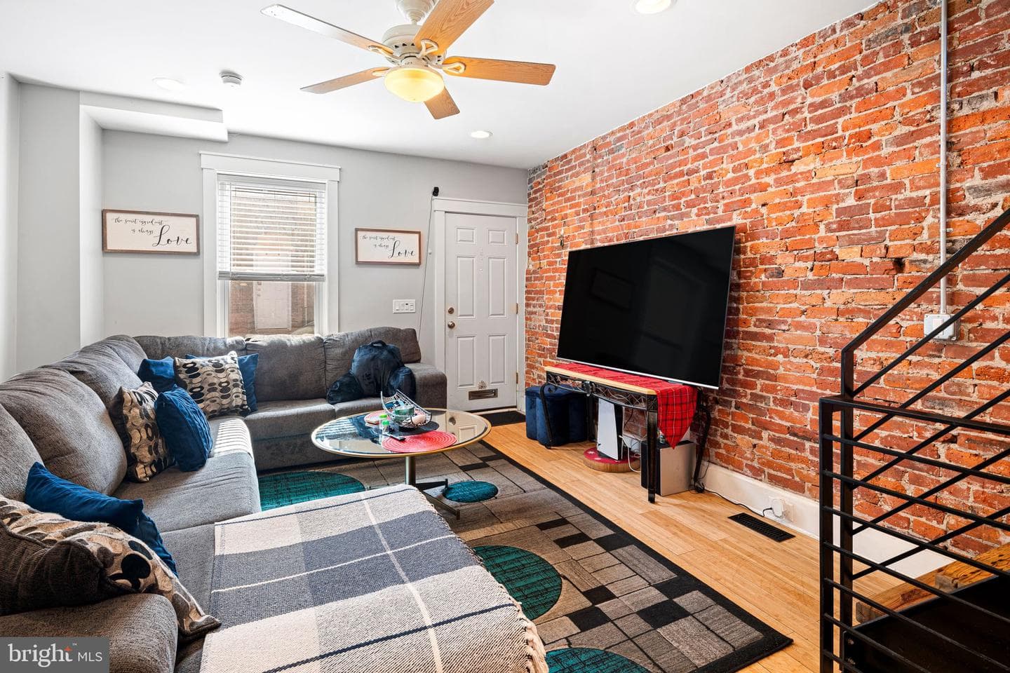 1540 S Lecount photo 3