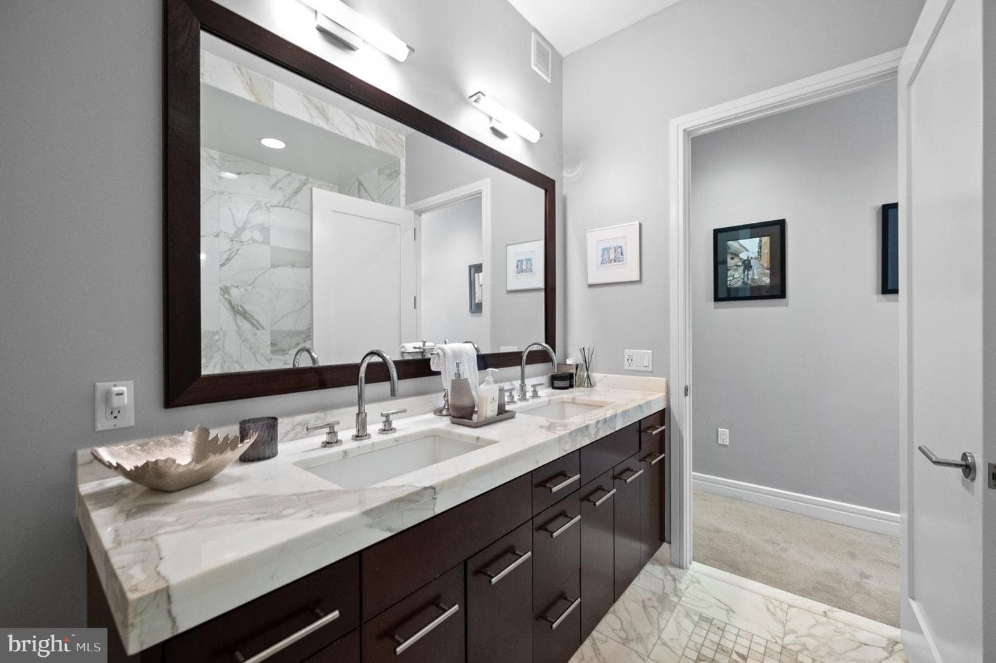 1414 S Penn Sq #36a photo 15