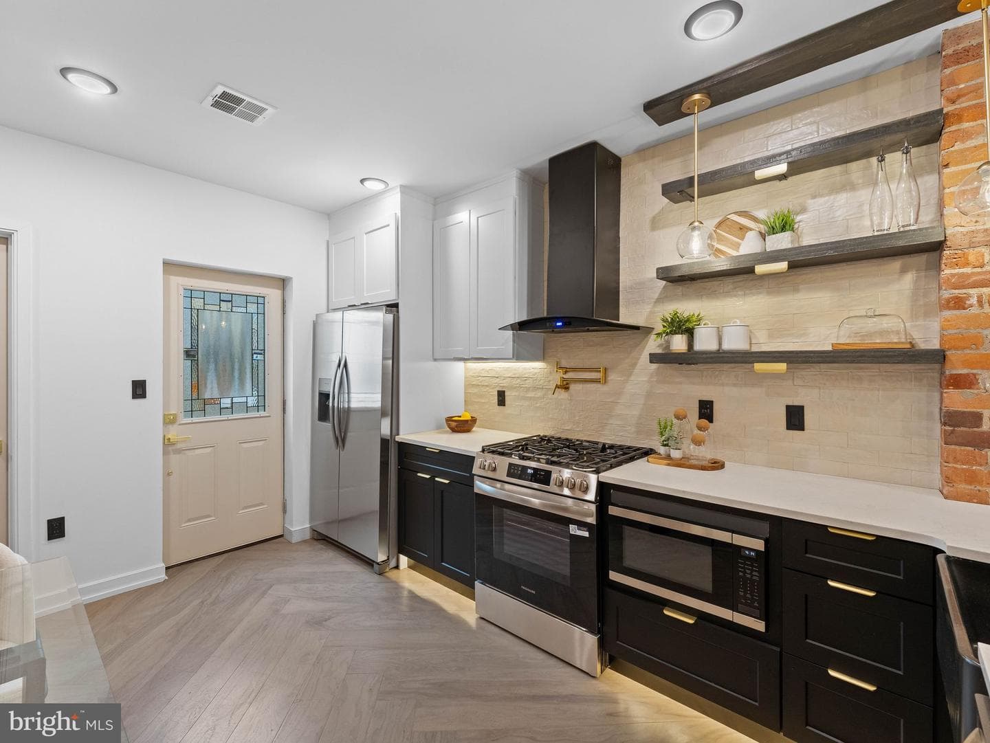 2339 S Bucknell Street photo 10