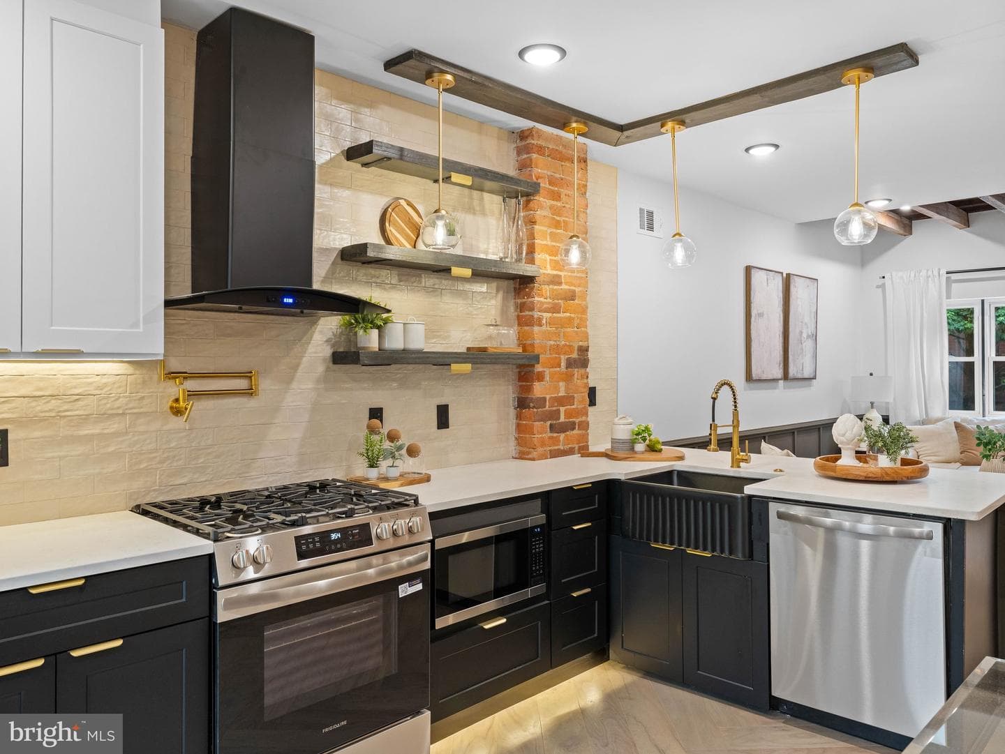 2339 S Bucknell Street photo 13