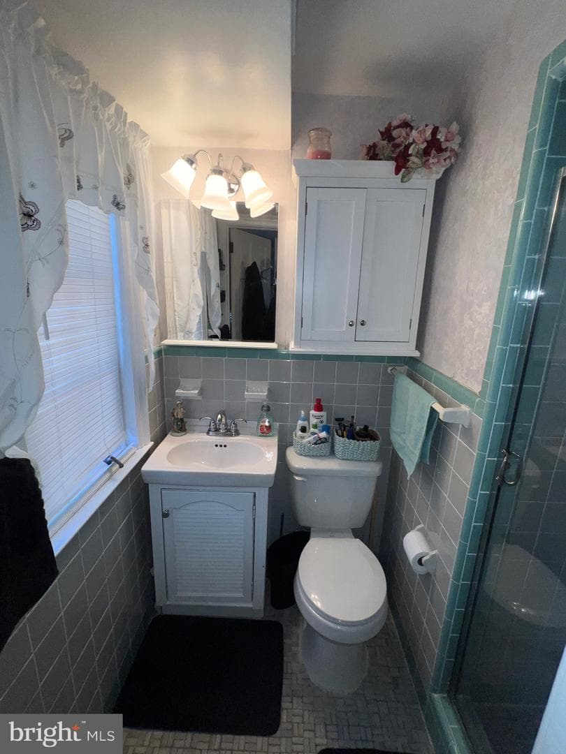 2913 Guilford Street photo 23
