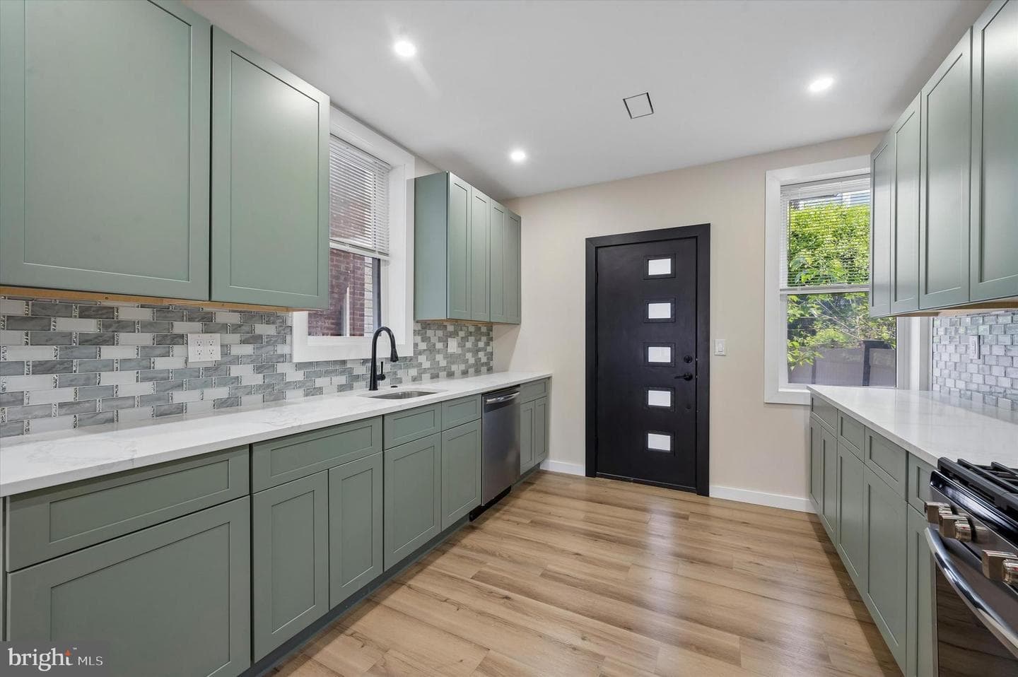 5511 Pine Street photo 15