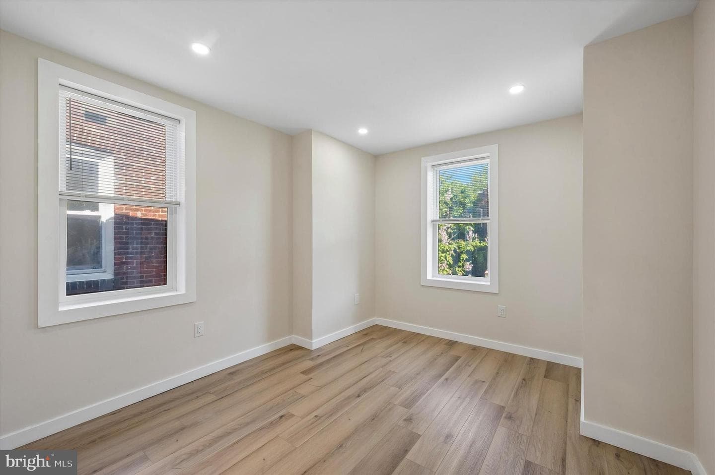 5511 Pine Street photo 22