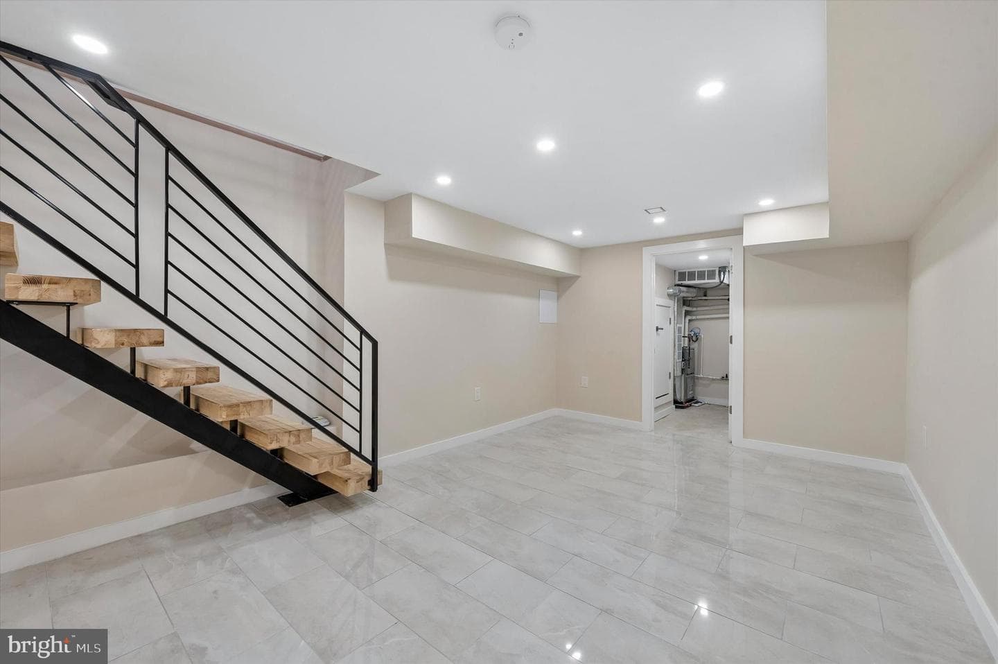 5511 Pine Street photo 30