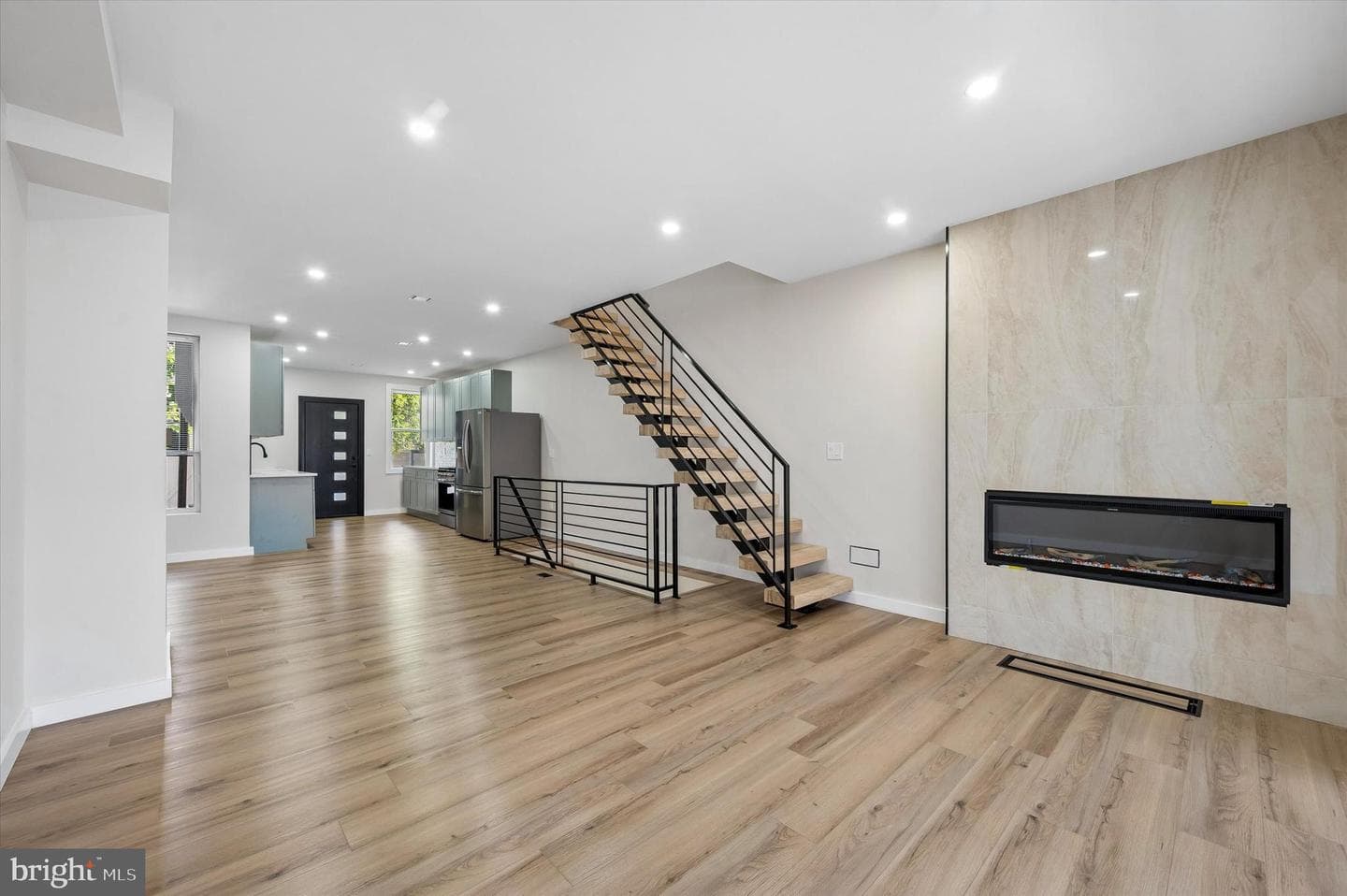 5511 Pine Street photo 7