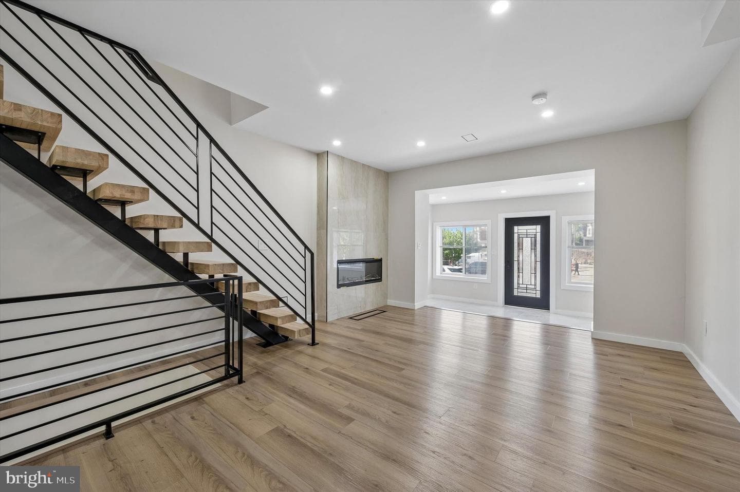 5511 Pine Street photo 9