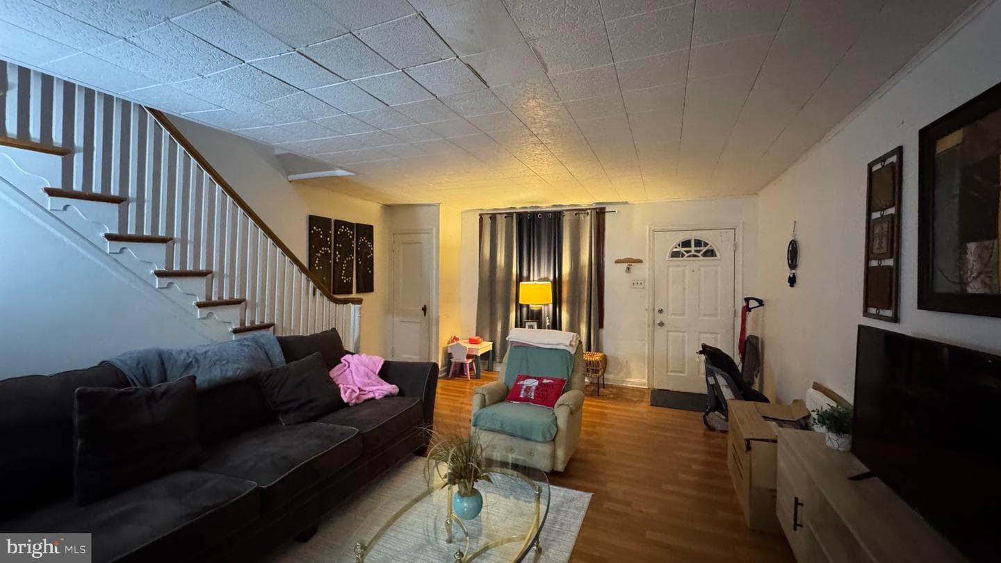 3204 Disston Street photo 2