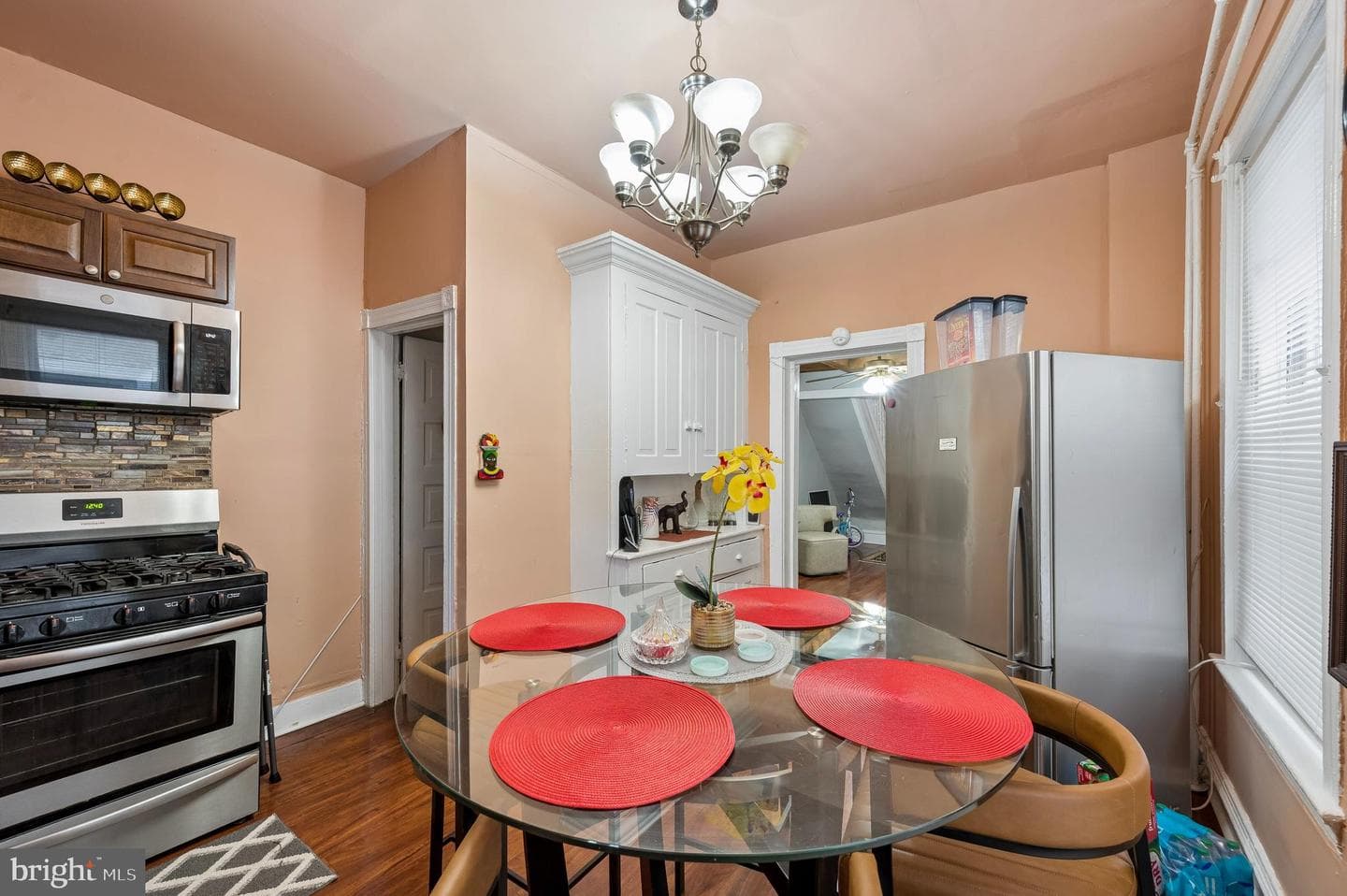 5926 Chestnut Street photo 10