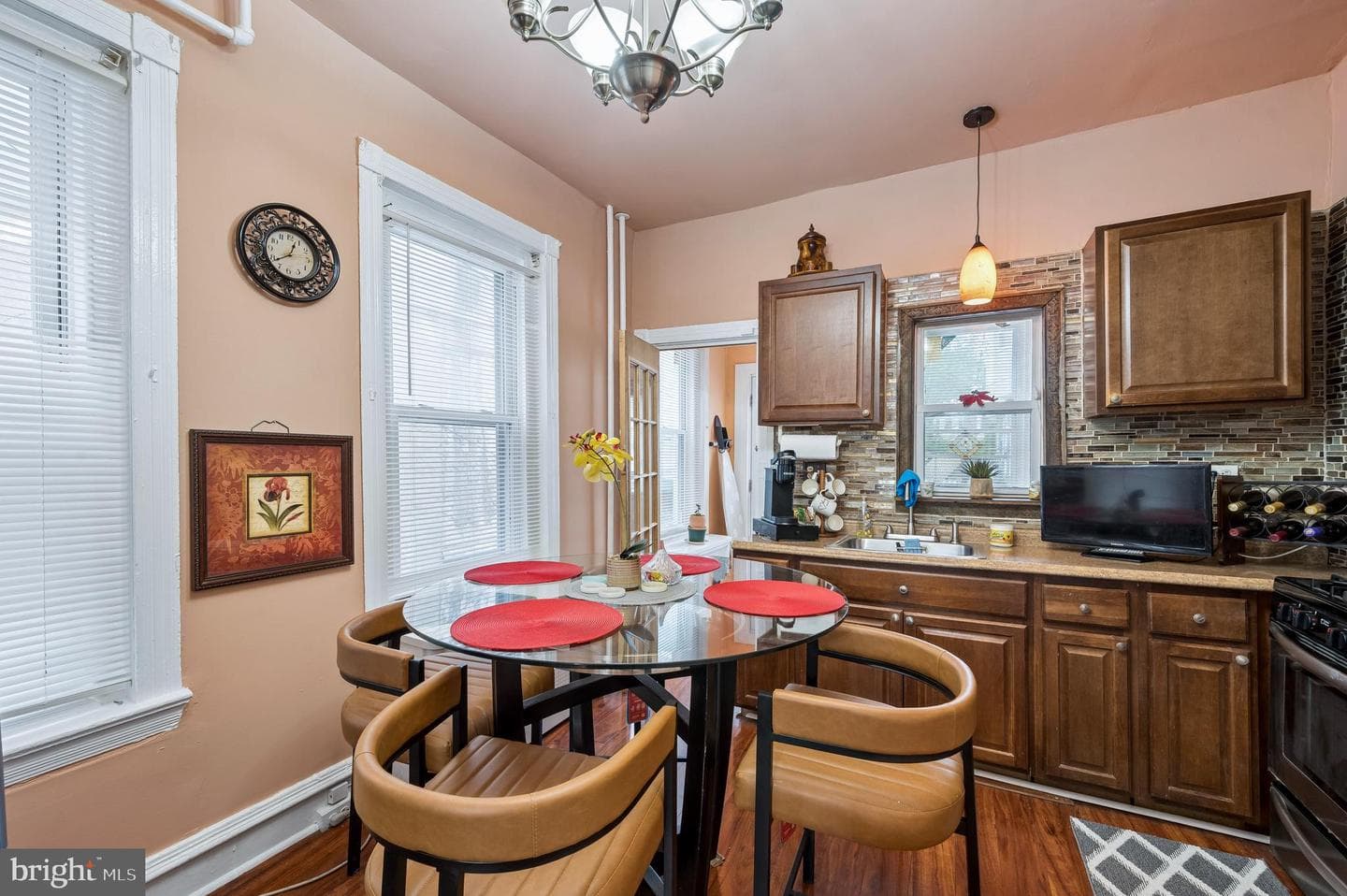 5926 Chestnut Street photo 9