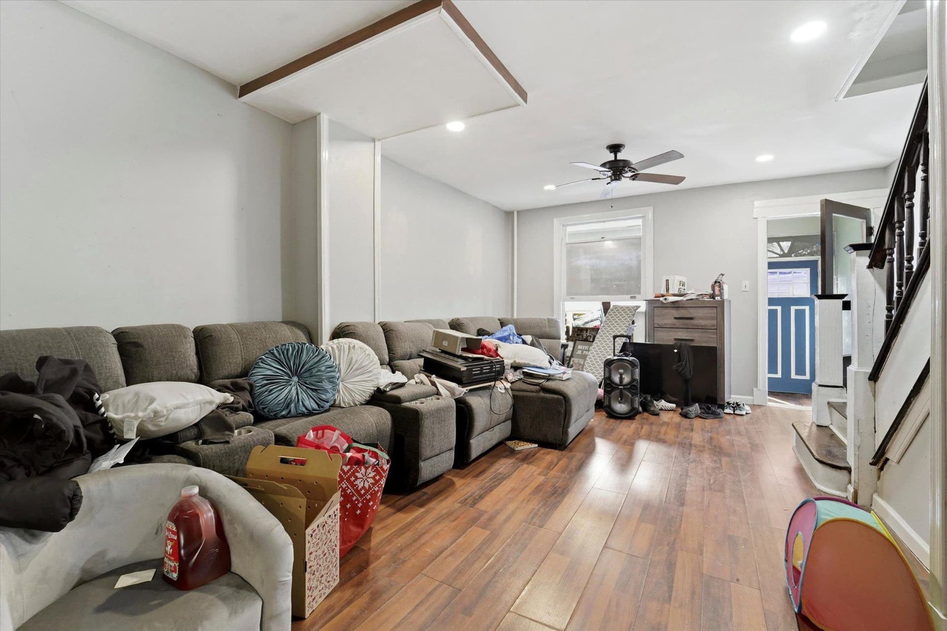 6311 Regent St photo 3