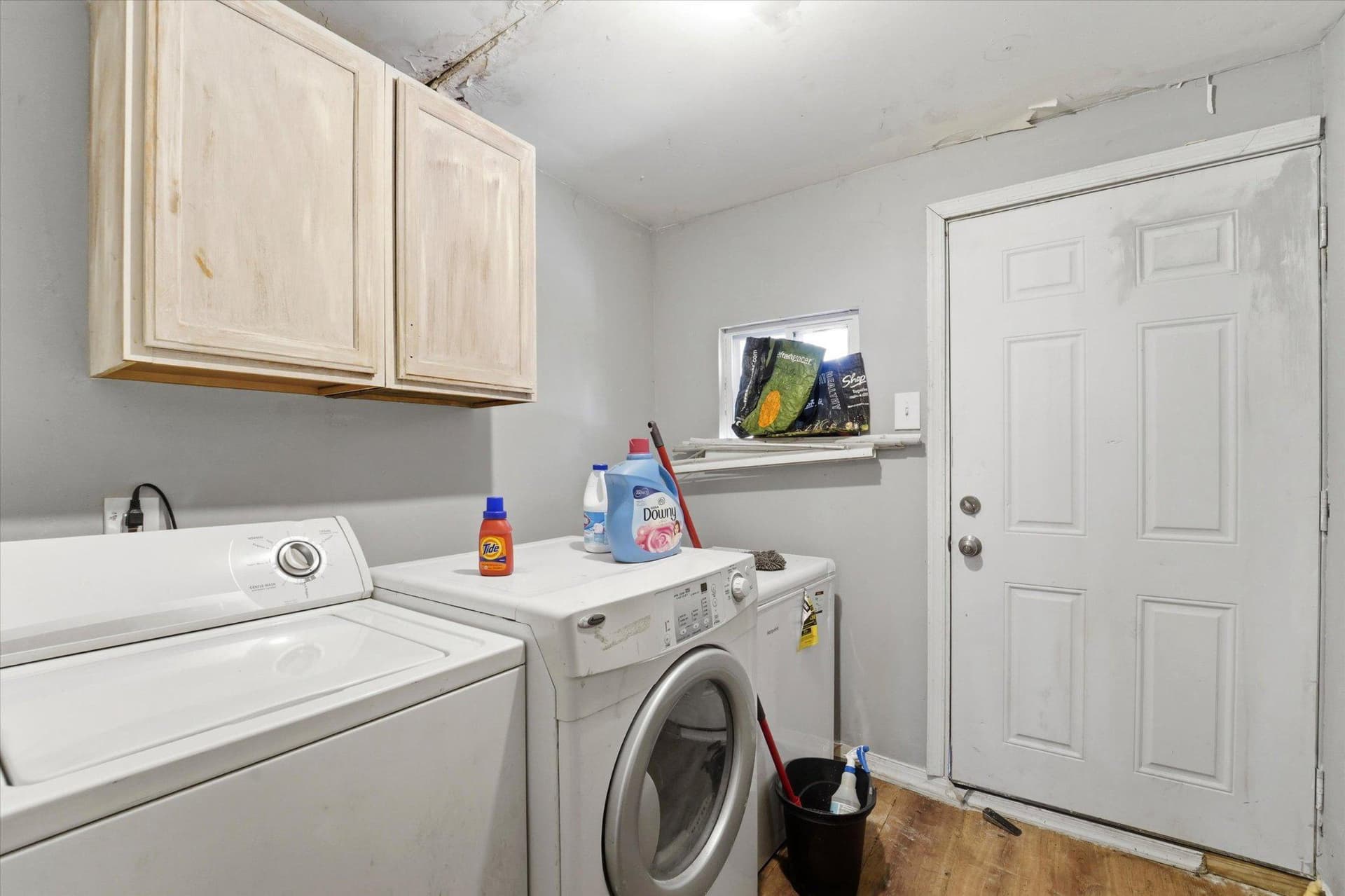 6311 Regent St photo 7