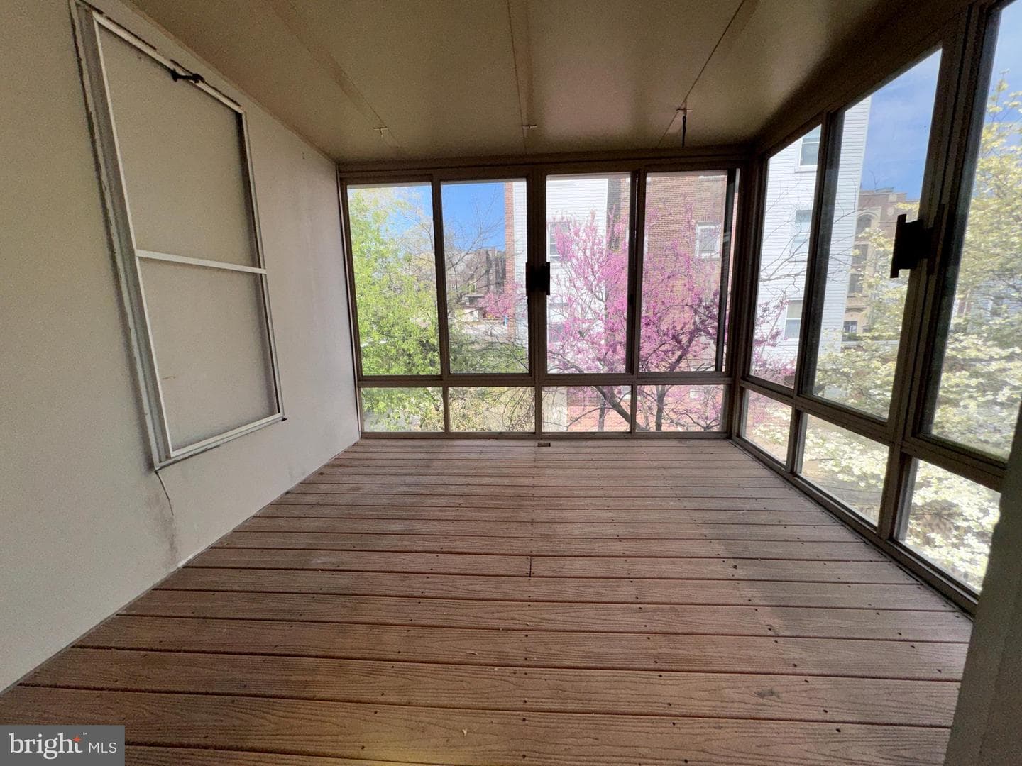 254 S Farragut Street photo 17