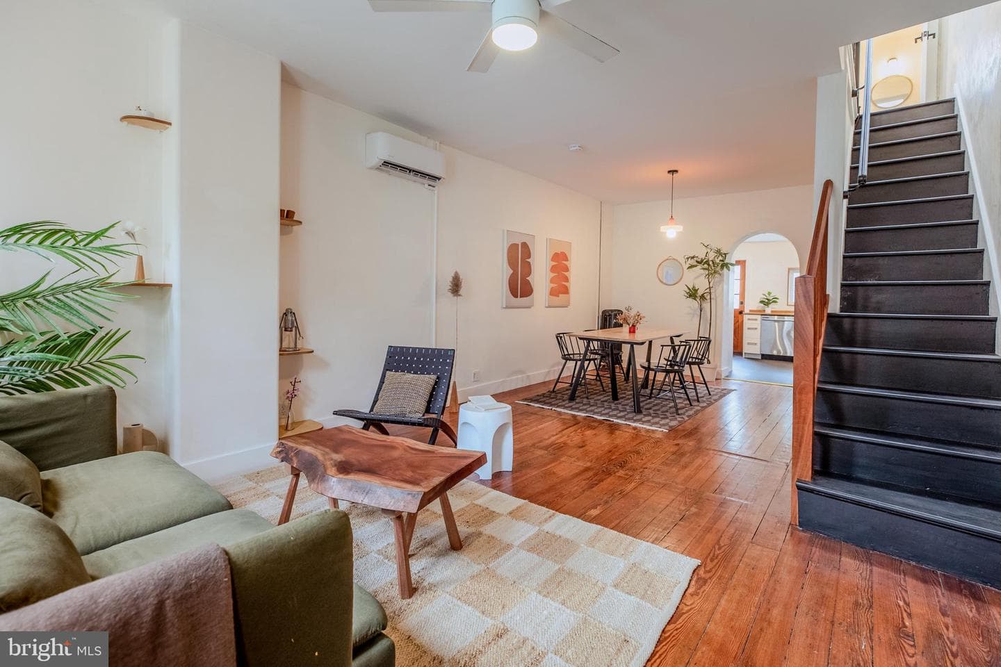 2548 E Norris Street photo 9
