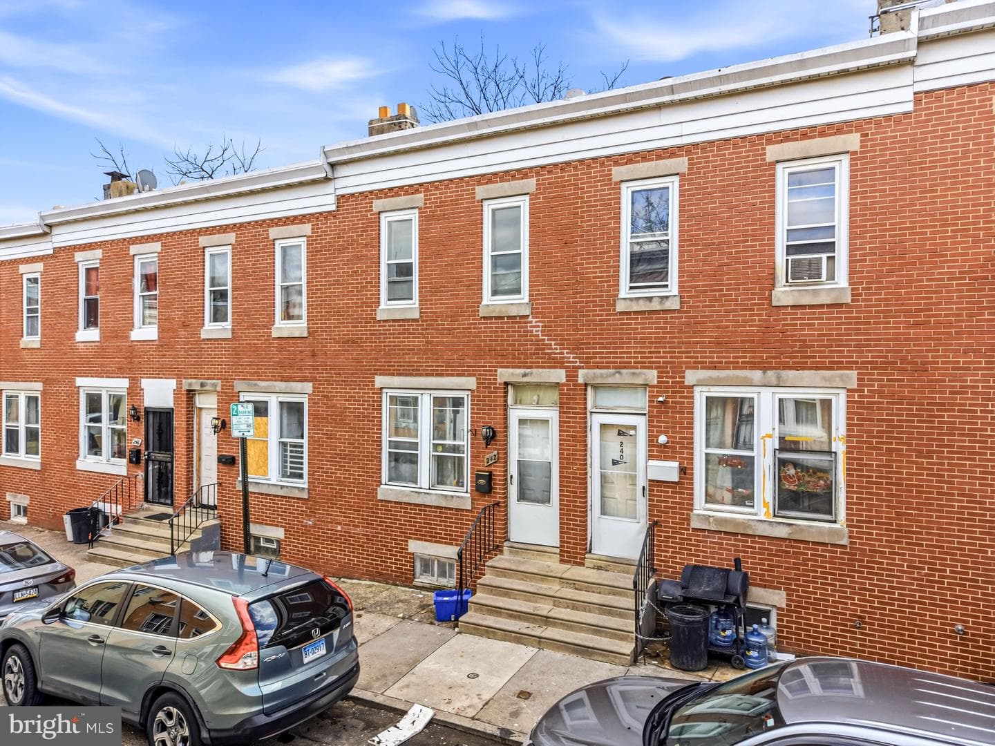 242 E Stella Street photo 3