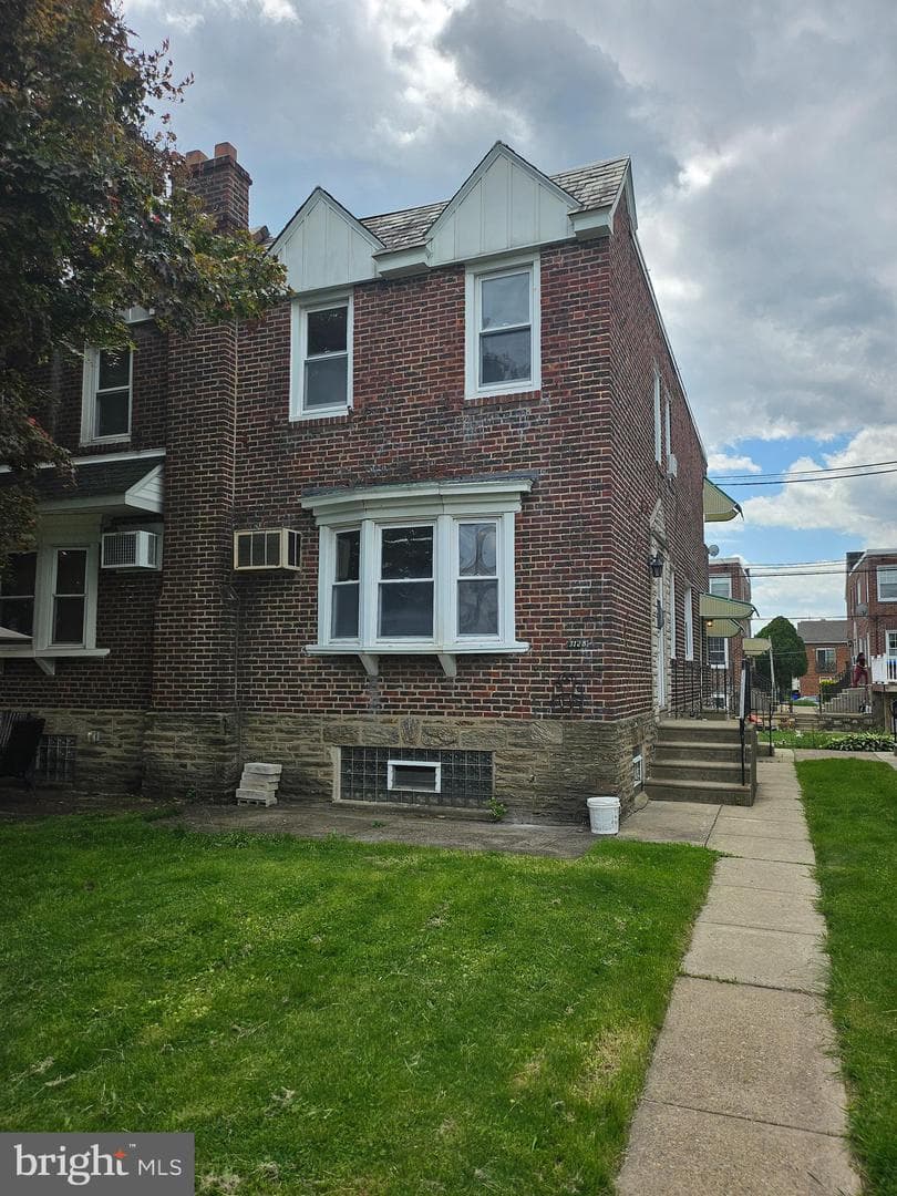 3128 Guilford Street, Philadelphia