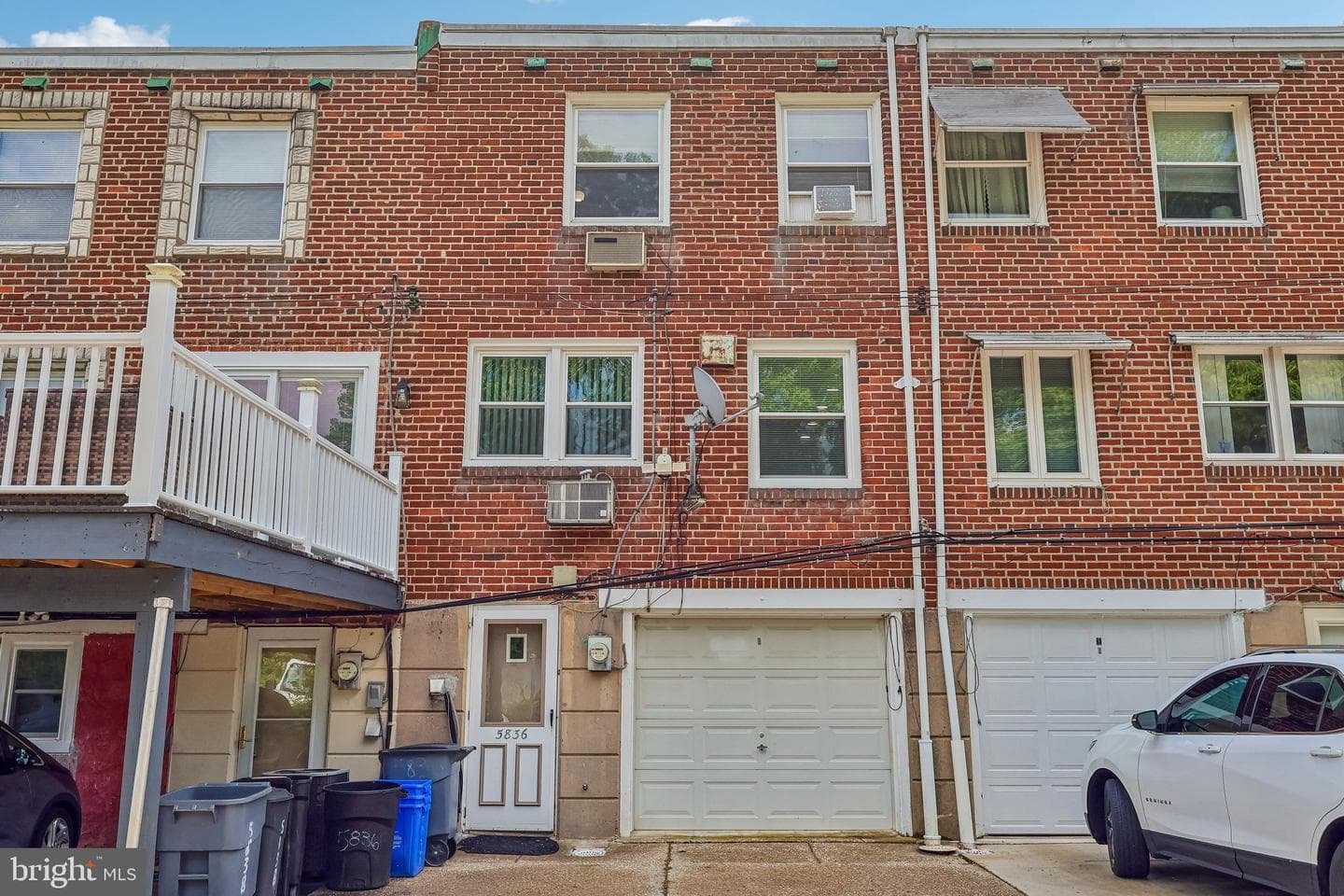 5836 Newtown Avenue photo 24