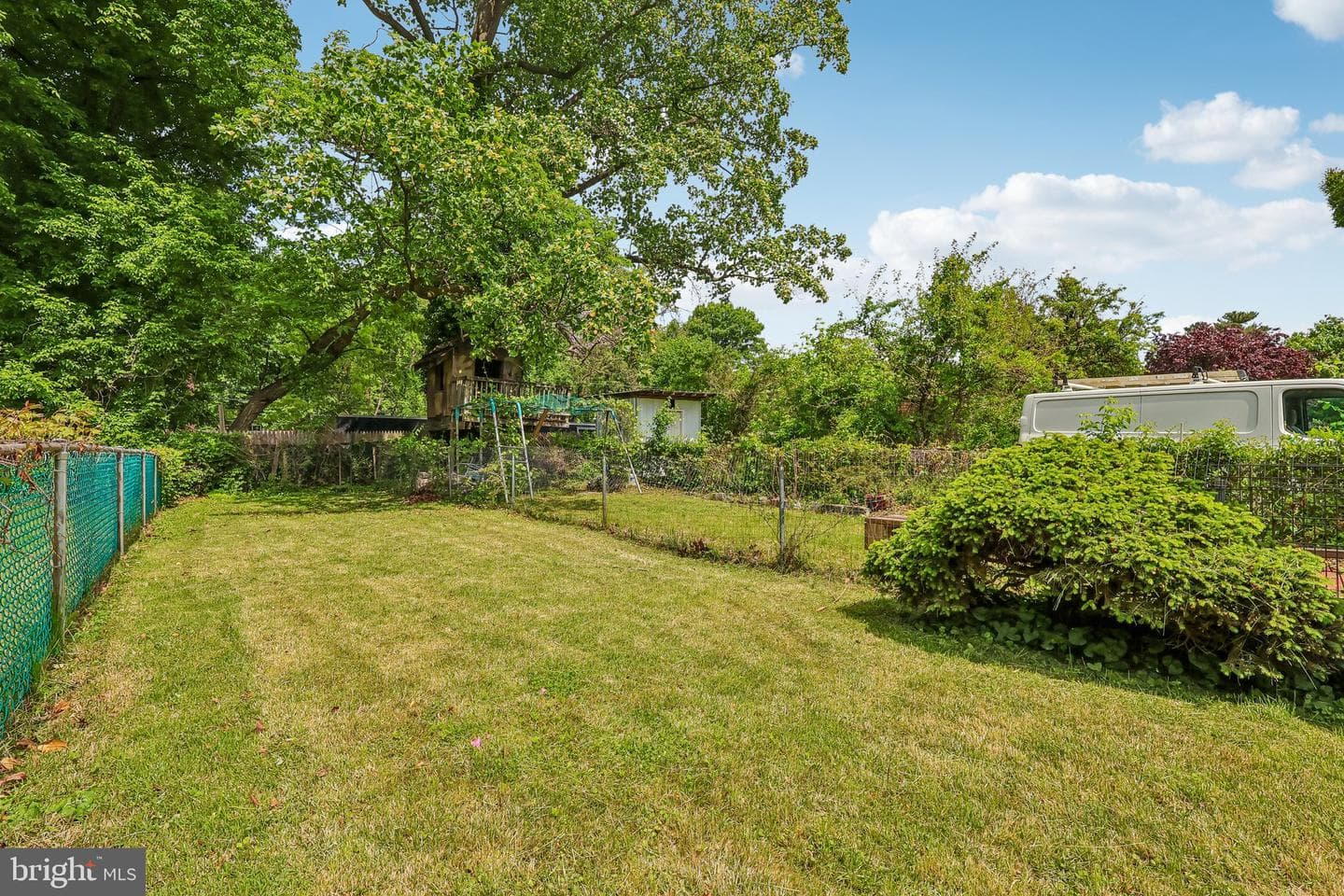 5836 Newtown Avenue photo 26