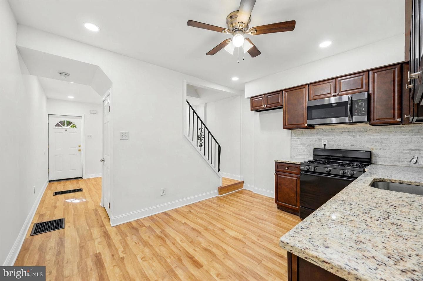 1230 N 30th Street photo 17
