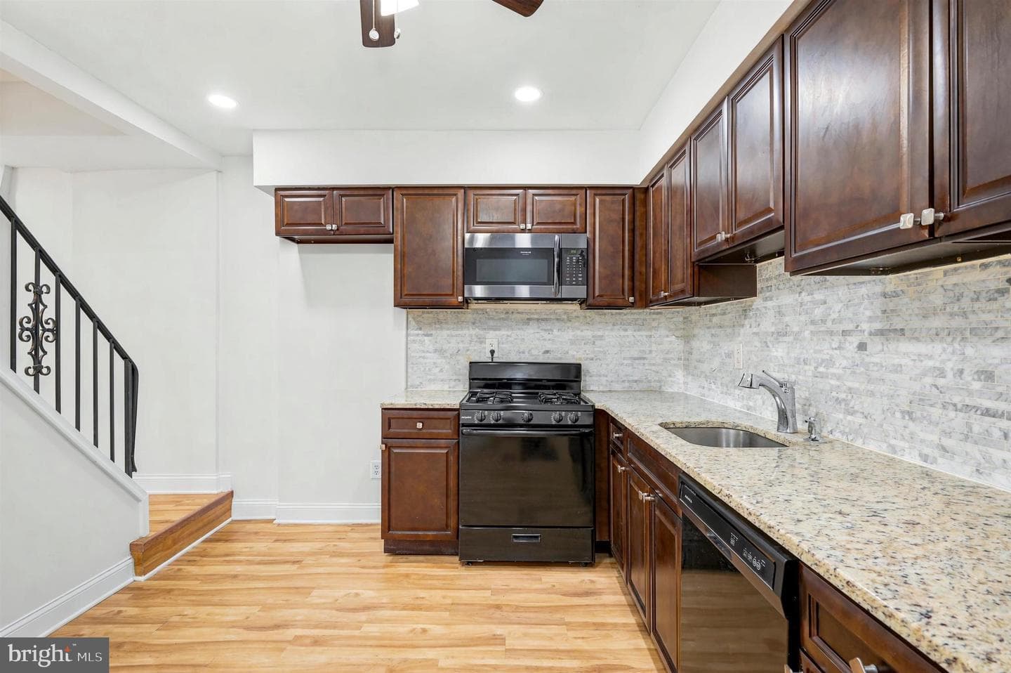 1230 N 30th Street photo 19