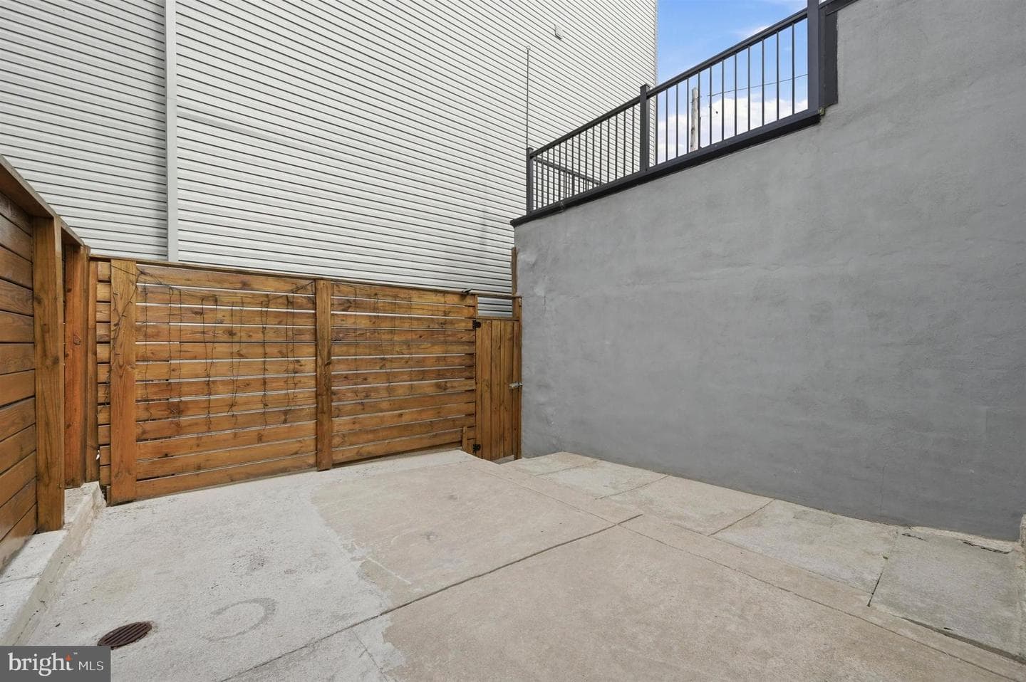 1230 N 30th Street photo 37