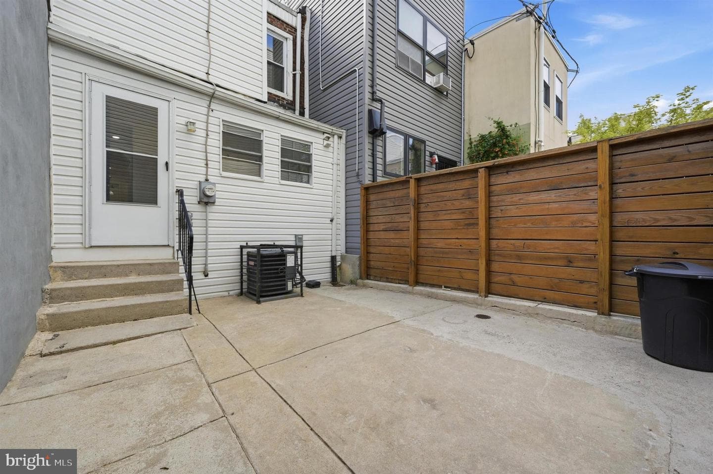 1230 N 30th Street photo 38