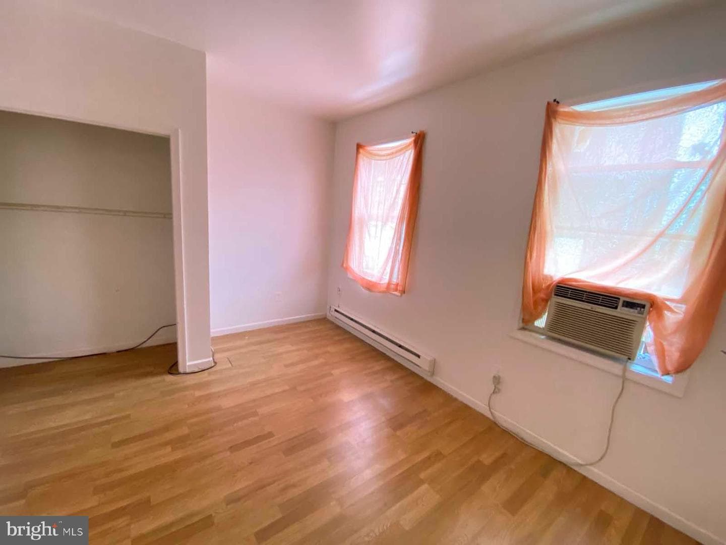 2832 Ormes Street photo 20