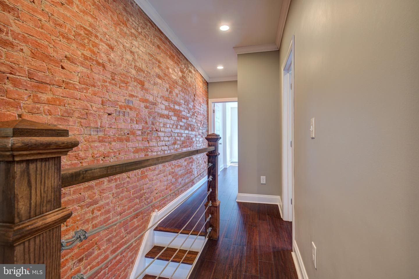2329 E Fletcher Street photo 17