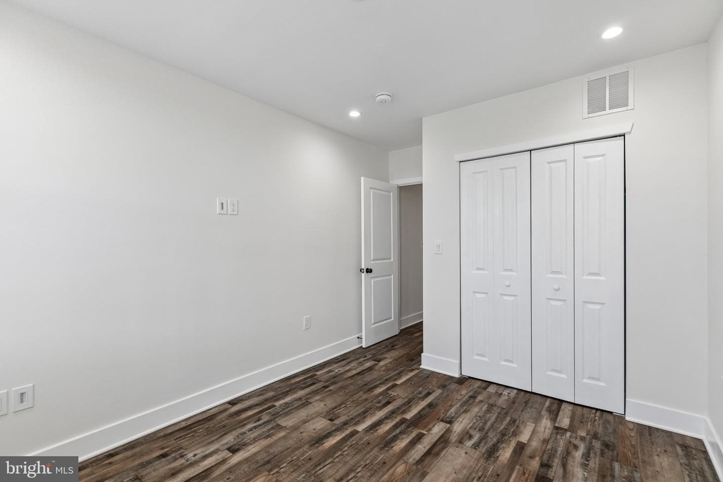 3156 Almond Street photo 41