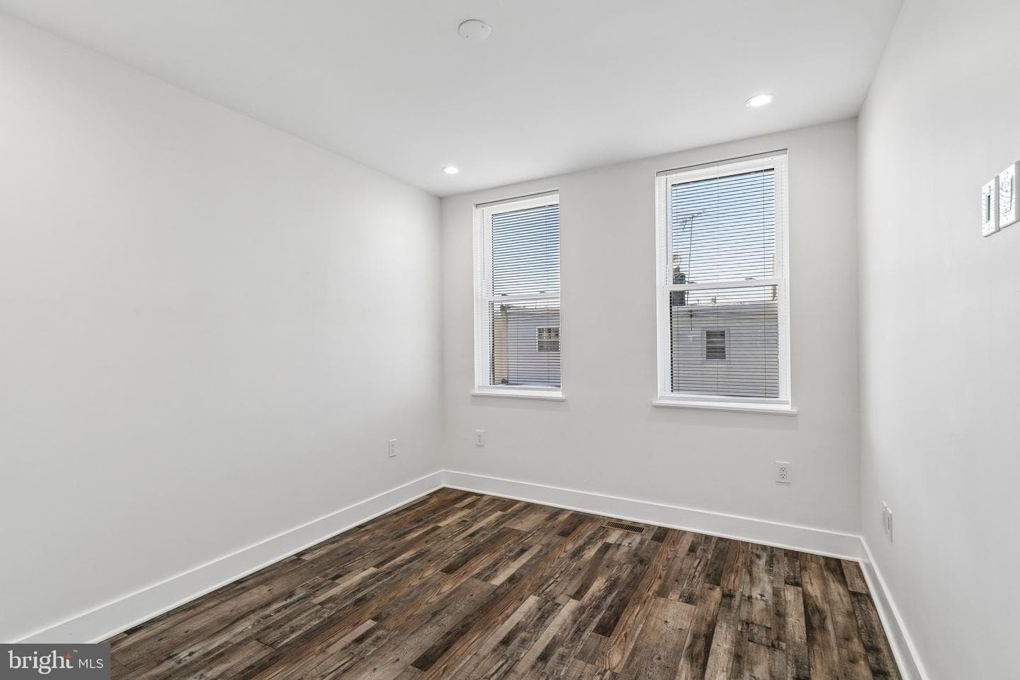 3156 Almond Street photo 43