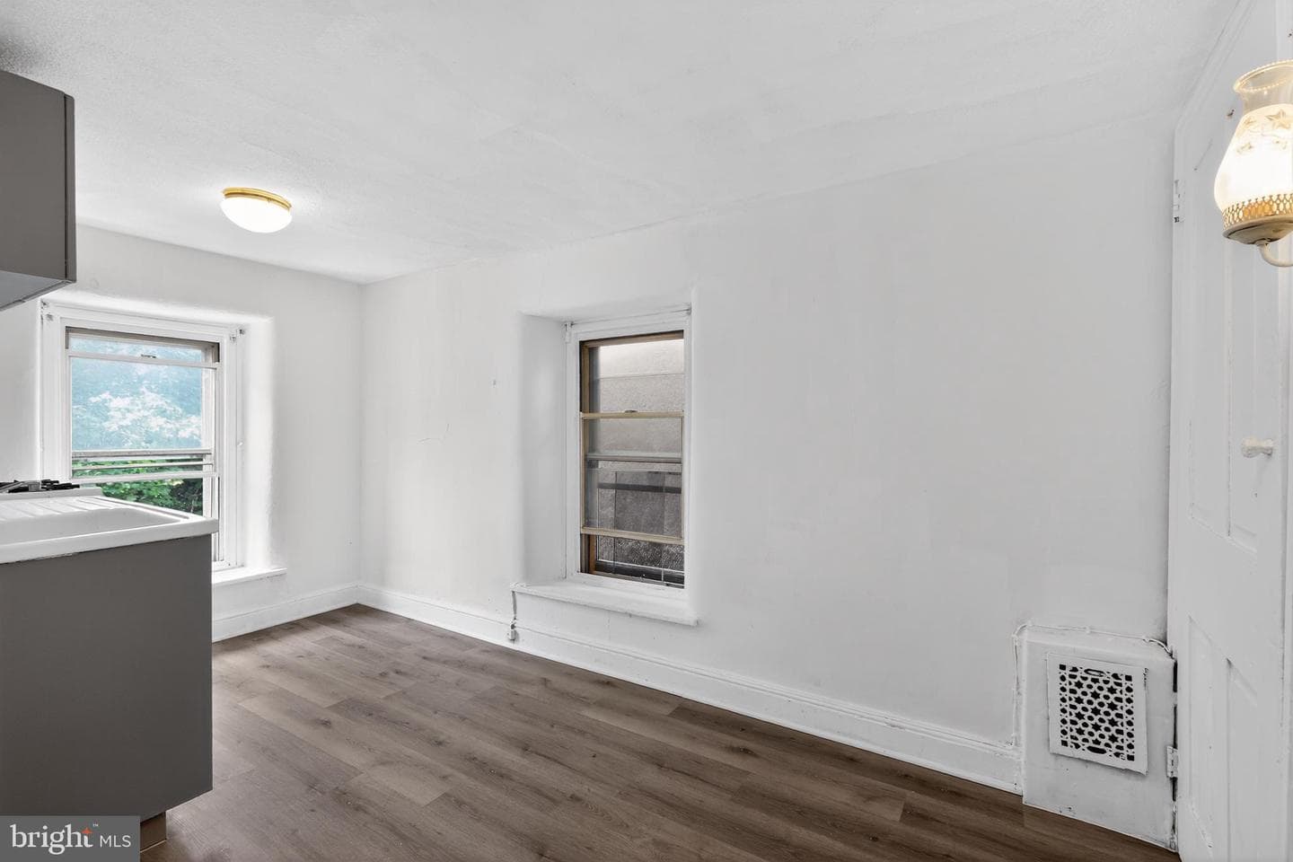 5542 Morris Street photo 23