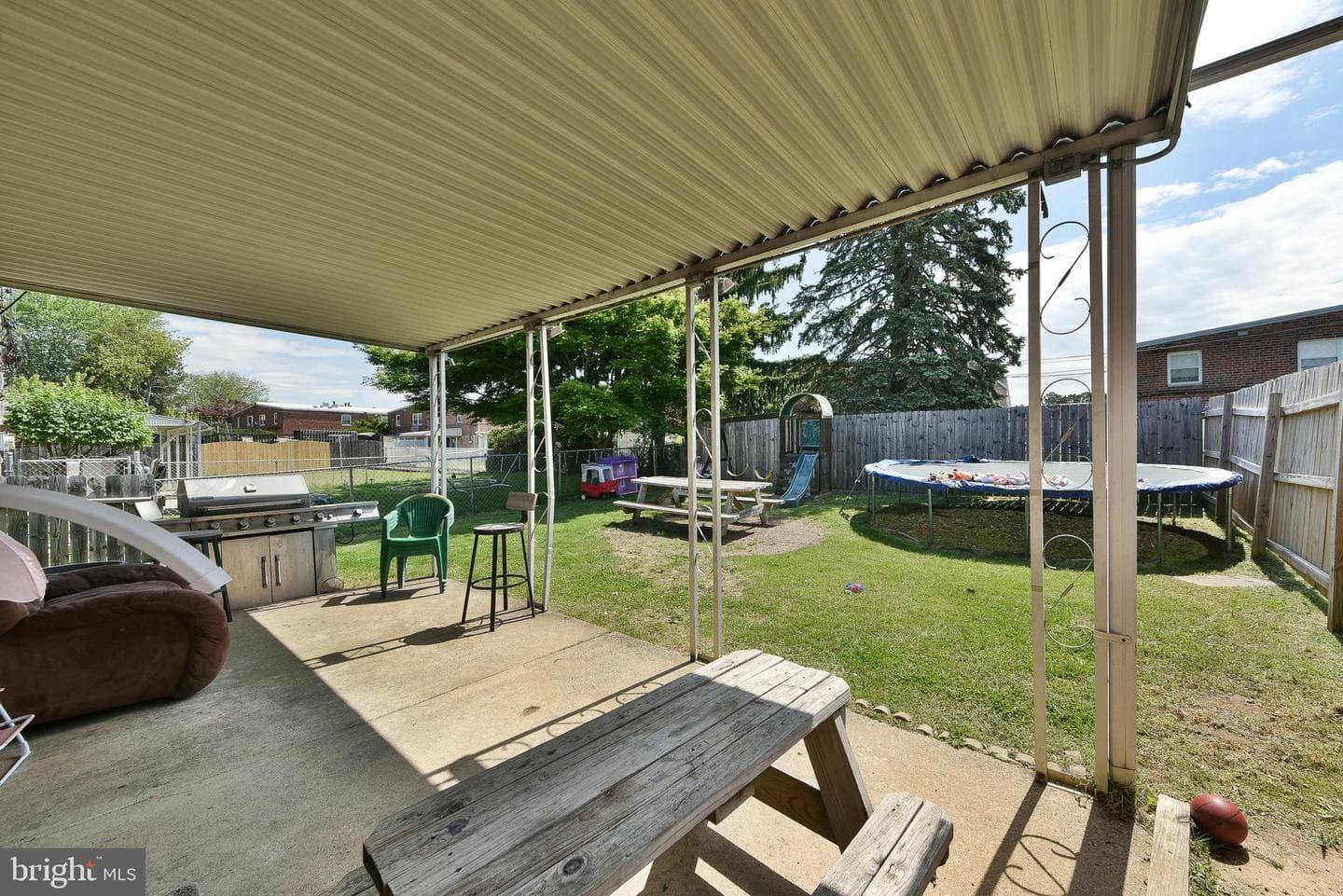 9747 Hoff Street photo 32