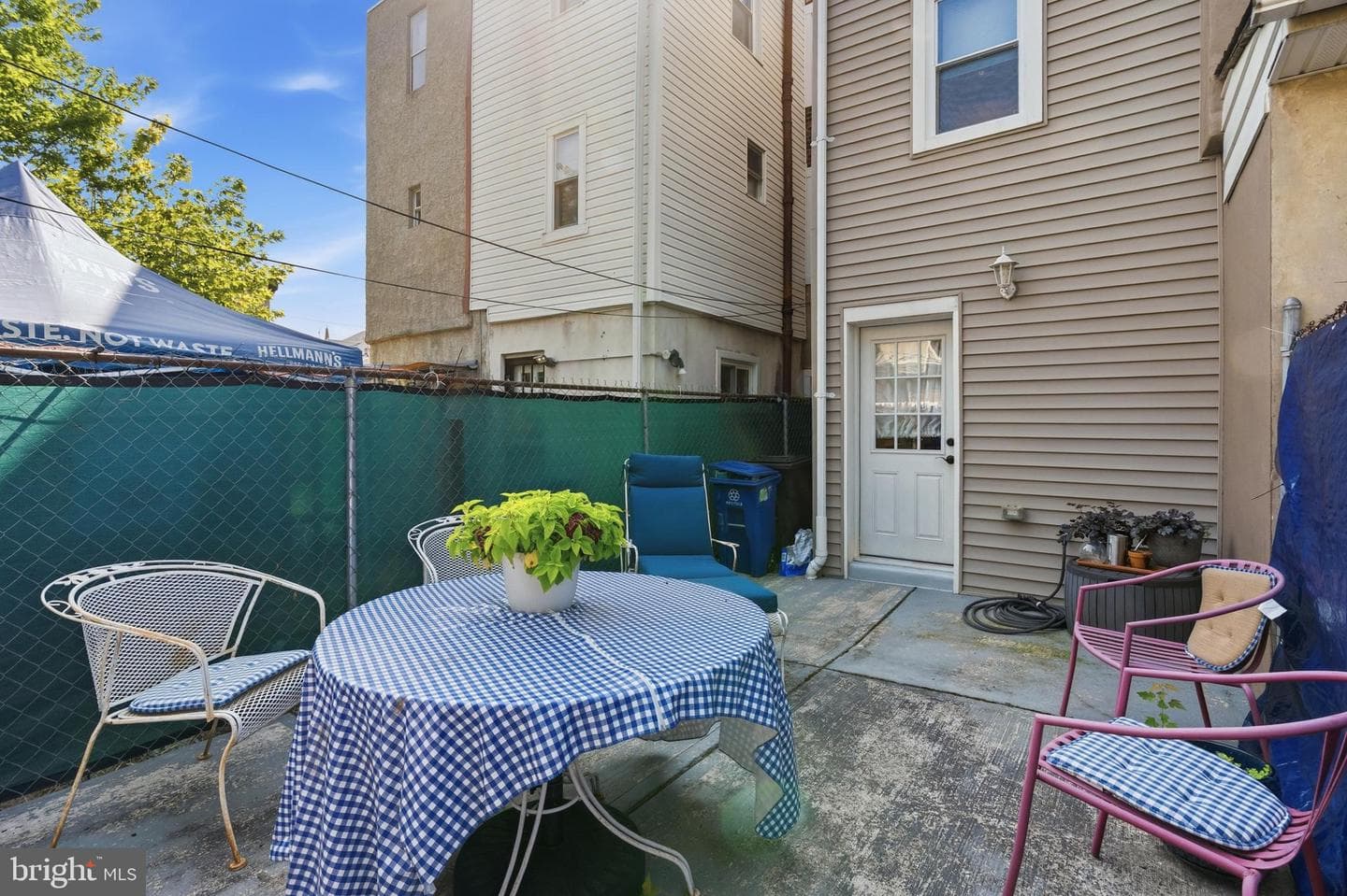 2314 Emerald Street photo 26