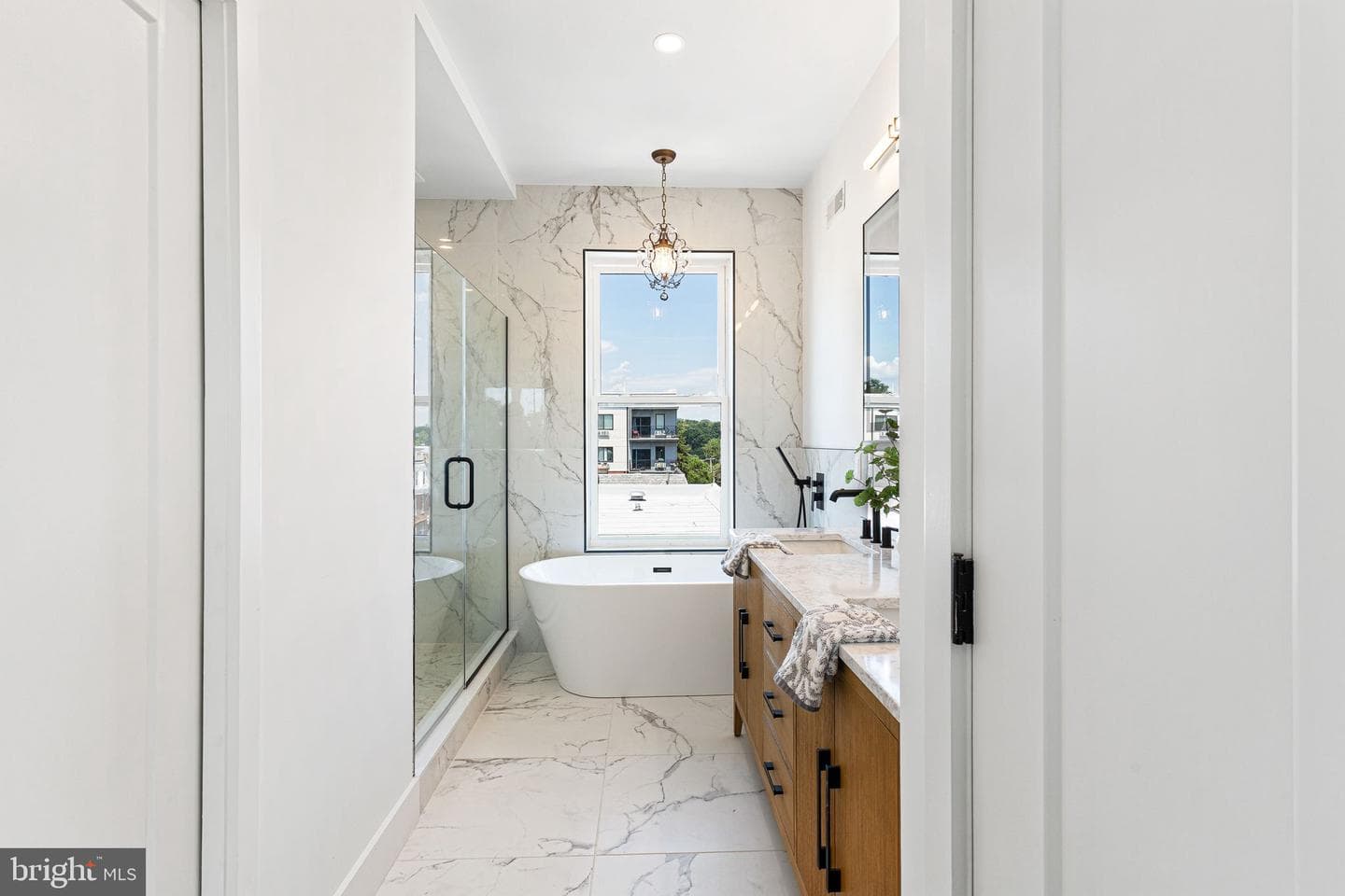 6101 Gardenia Street photo 20