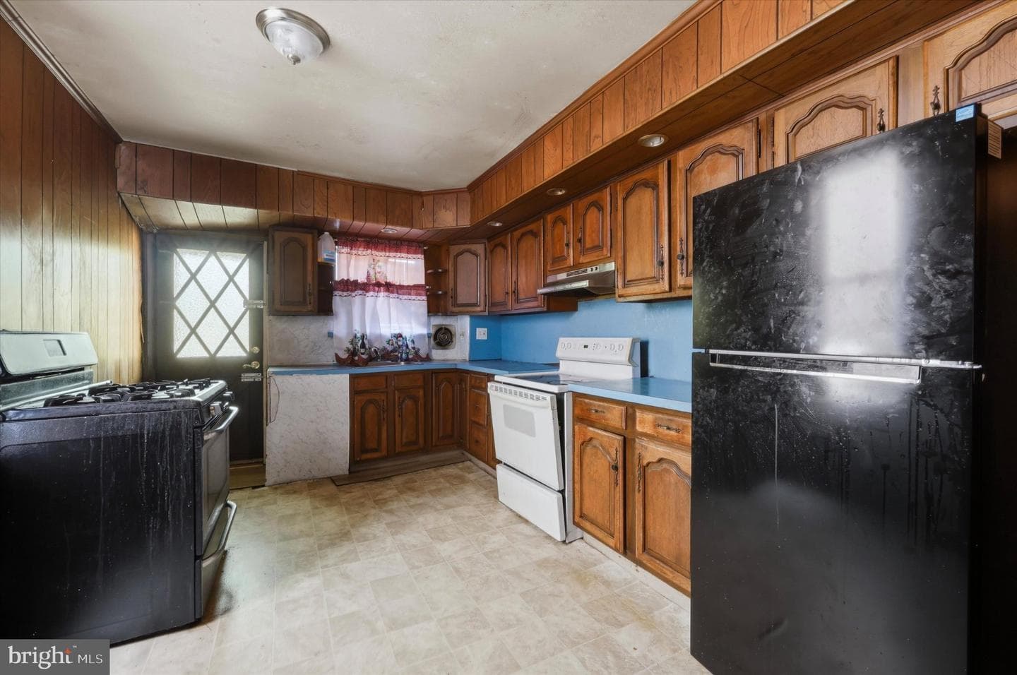 884 N 66th Street photo 5