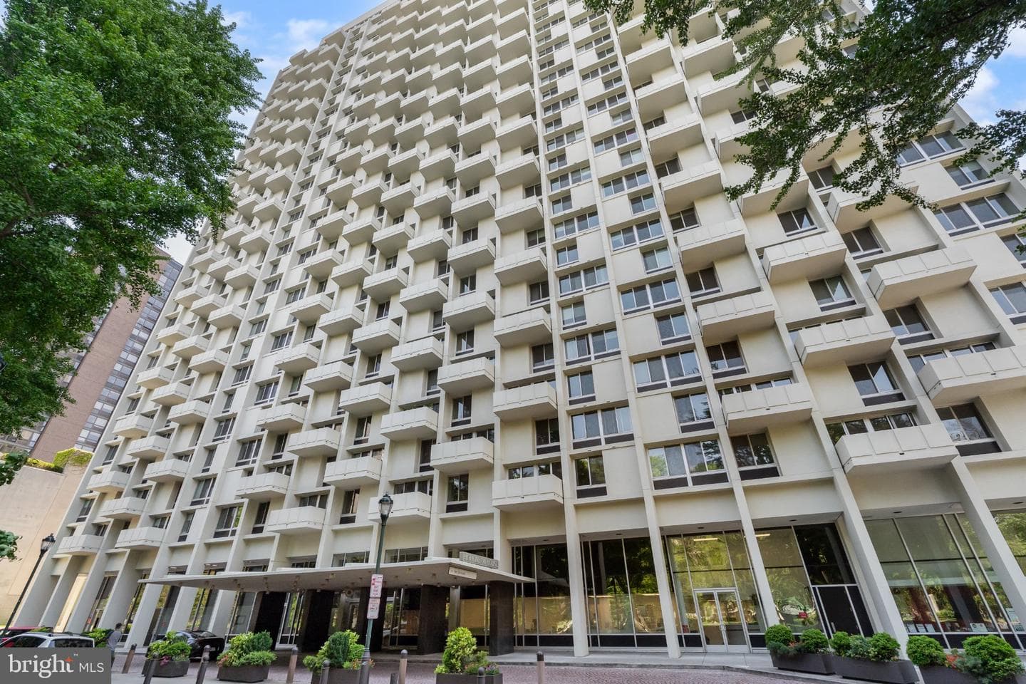 604 S Washington Square #2108 photo 2