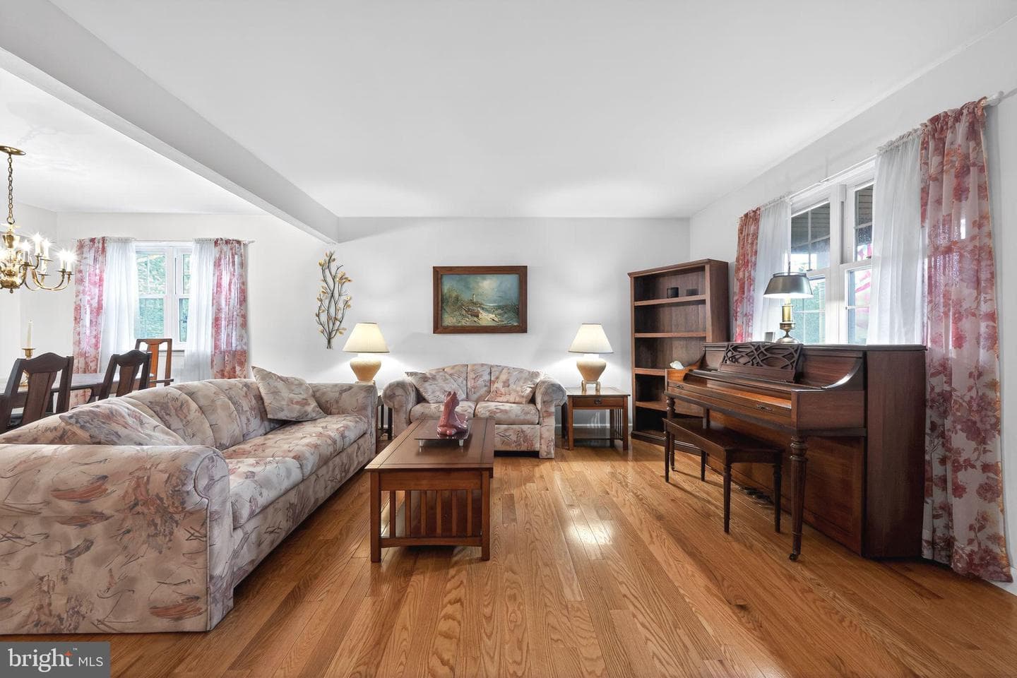 9033 Lykens Lane photo 5