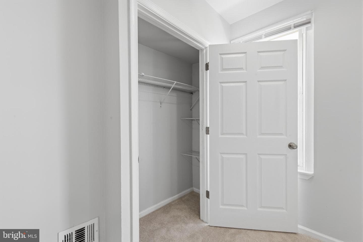 5220 Hazel Avenue photo 17