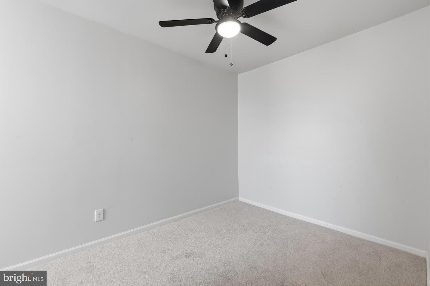 5220 Hazel Avenue photo 19