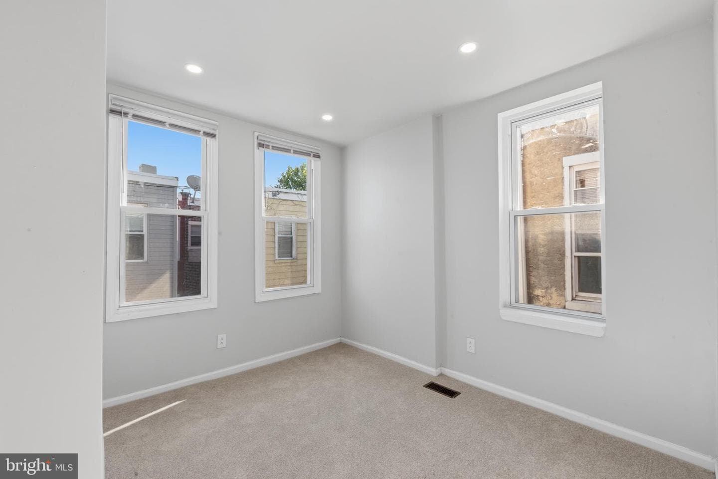 5220 Hazel Avenue photo 22
